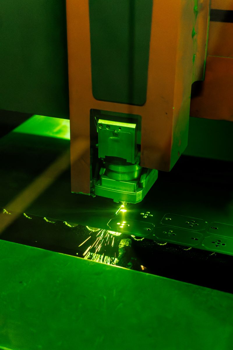 máquina de corte a laser​