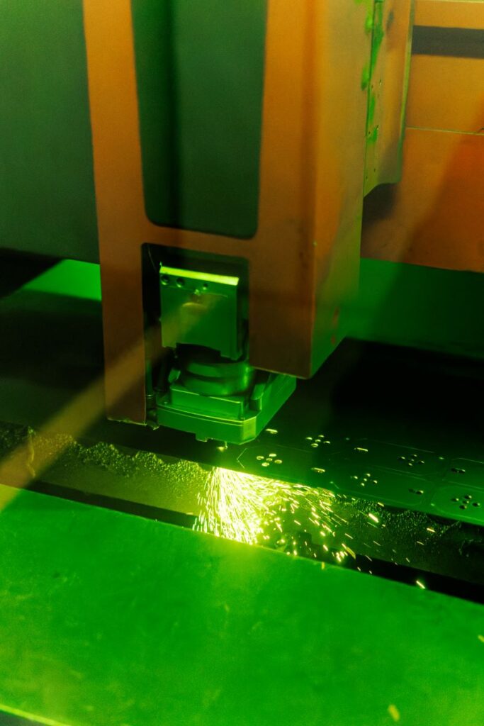 parâmetros de corte laser​