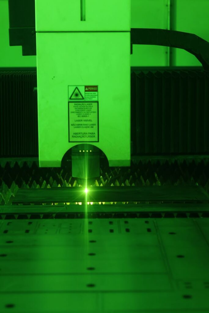 corte a laser em inox​